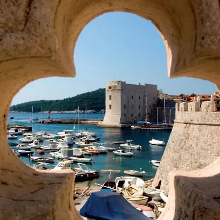 In Near Dubrovnik With Pool 别墅 Čilipi