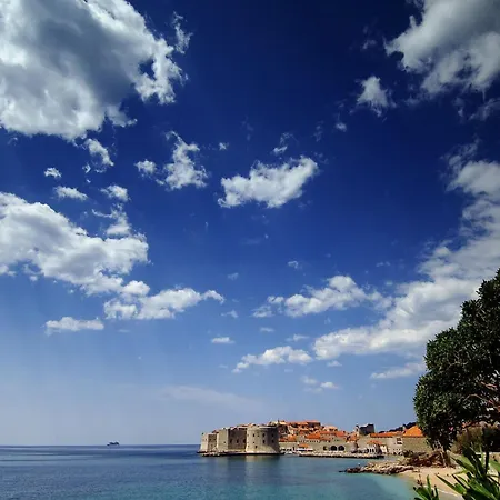 In Near Dubrovnik With Pool 别墅