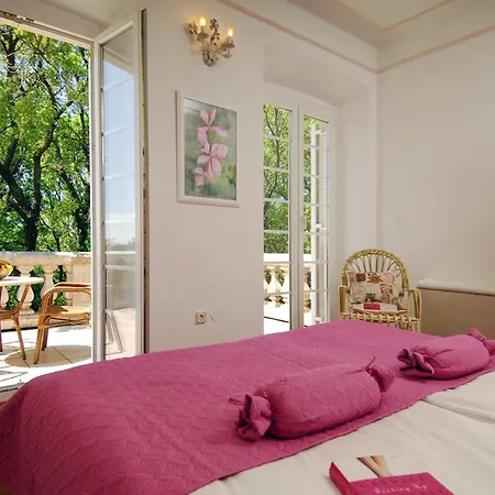 In Near Dubrovnik With Pool Čilipi