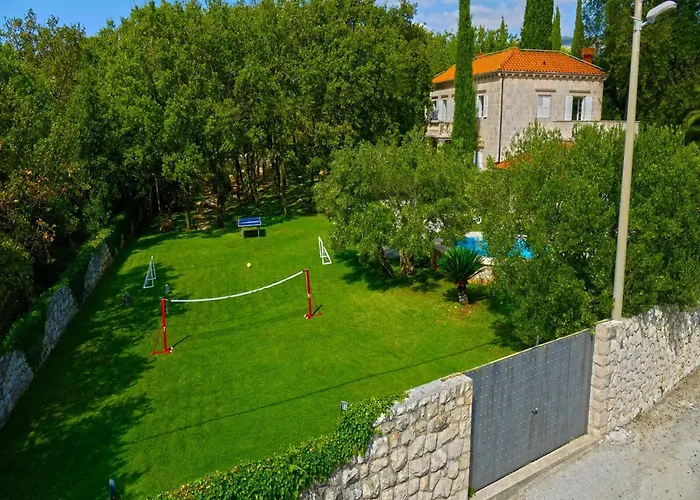 In Near Dubrovnik With Pool *